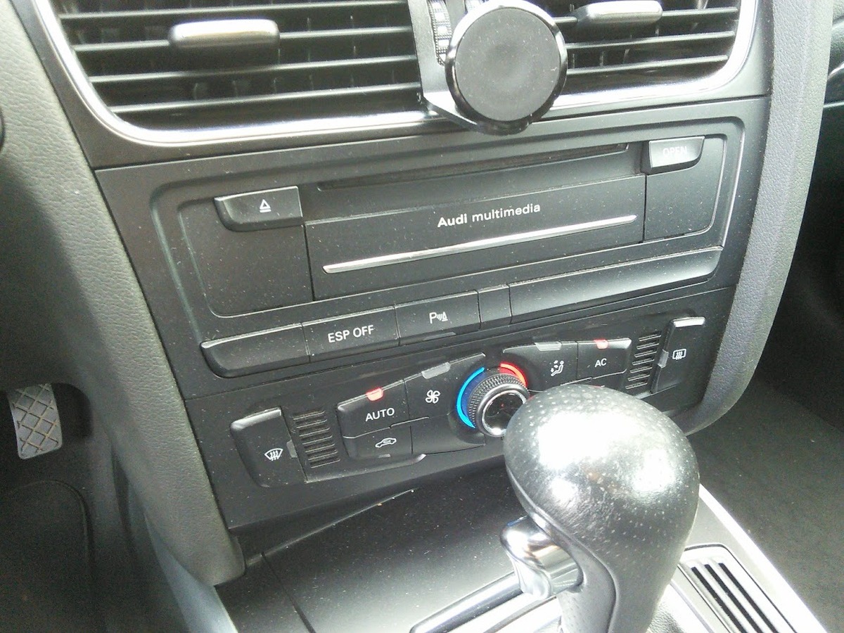 Audi A5 2.0 TFSI 211 S LINE MULTITRONIC CLIM