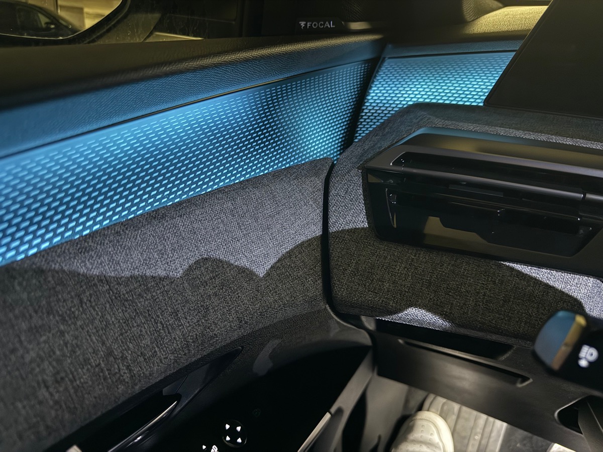 Peugeot 3008 Electrique 210 GT FULL OPTION Toit Ouvrant/Focal/S.Cuir Mass.Ventilés (E-3008)