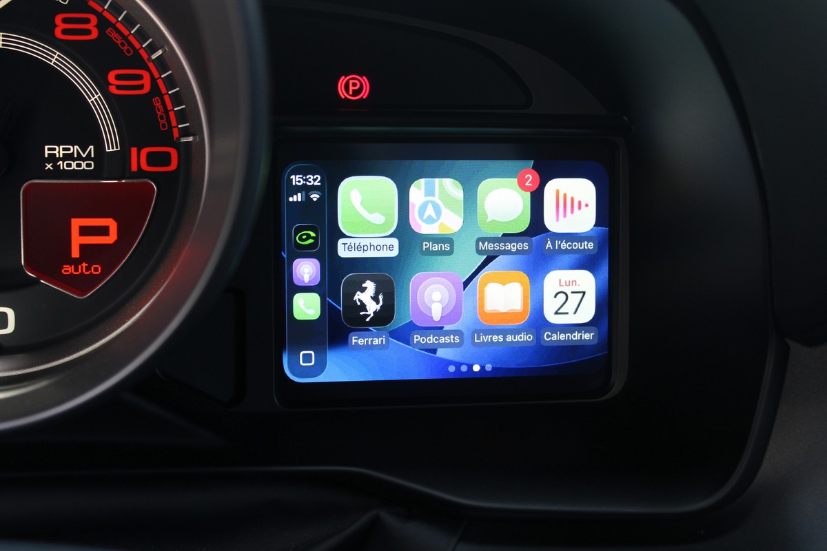 Ferrari F8 Tributo COUPE 3.9 DCT V8 BiTurbo 720 ch 1ère MAIN  ROSSO SCUDERIA - ORIGINE FRANCE