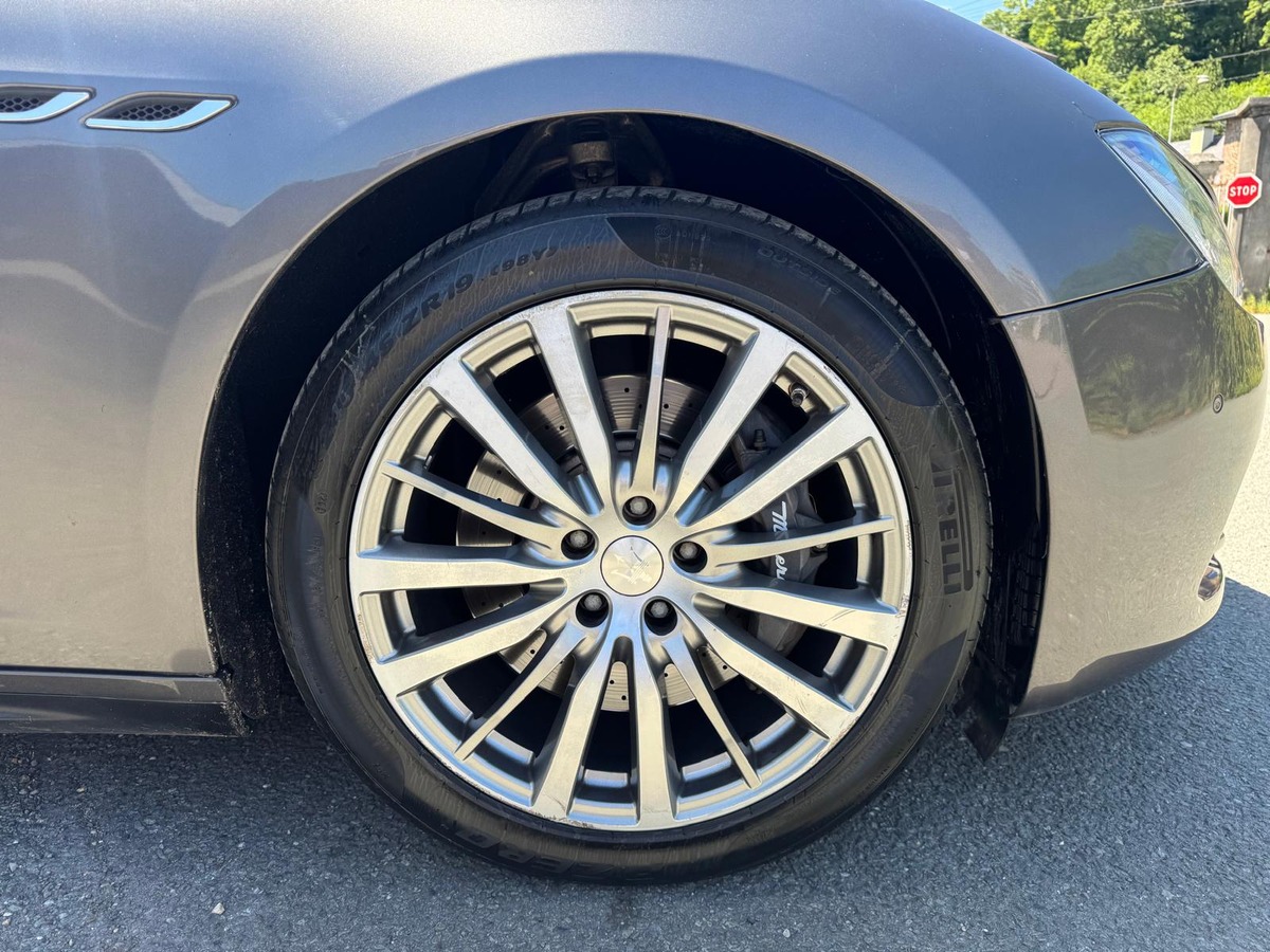 Maserati Ghibli 3.0 V6 Diesel 275 ZF8 - GARANTIE - Révisé
