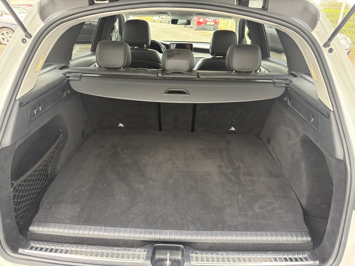 Mercedes-Benz Classe GLC 333 ch | AMG LINE 4MATIC | Factures constructeur | Sièges chauffants