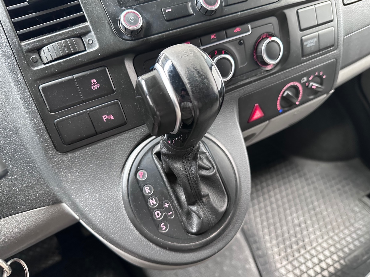Volkswagen Transporter V 2.0 TDI 180 L2H1 3.0T DSG
