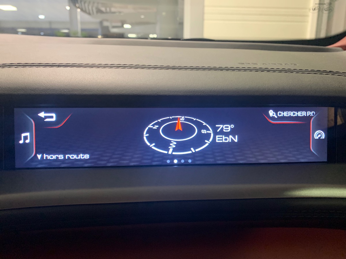 Ferrari GTC4LUSSO T 610 ch | V8 3.9 | Dernière révision constructeur à 22209 kms en 02/2025