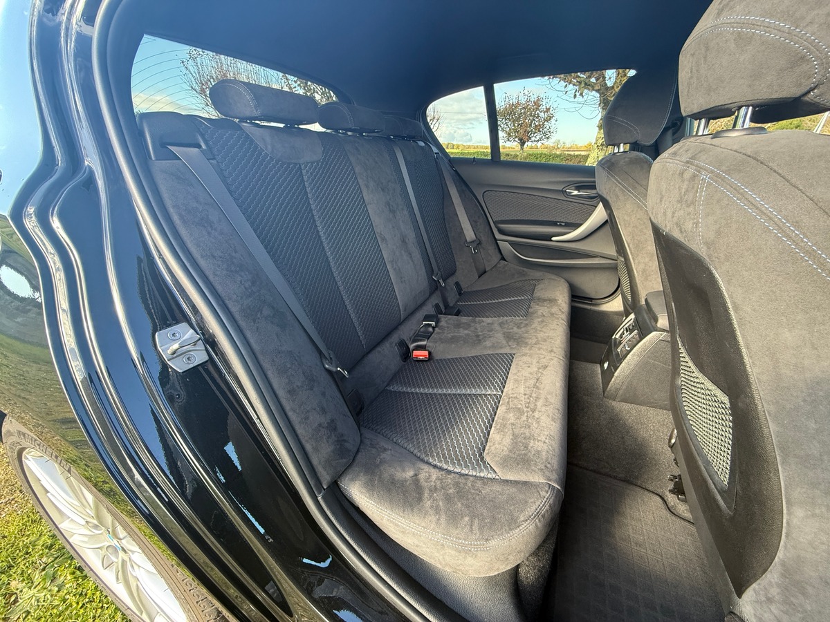 Bmw Série 1 118D 150CV - Version M SPORT - Historique constructeur
