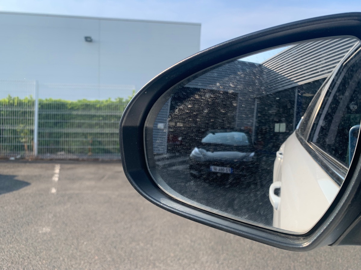 Hyundai Tucson 136 | Premium | Toit panoramique | Caméra recul | Siéges chauffants | Apple car Play