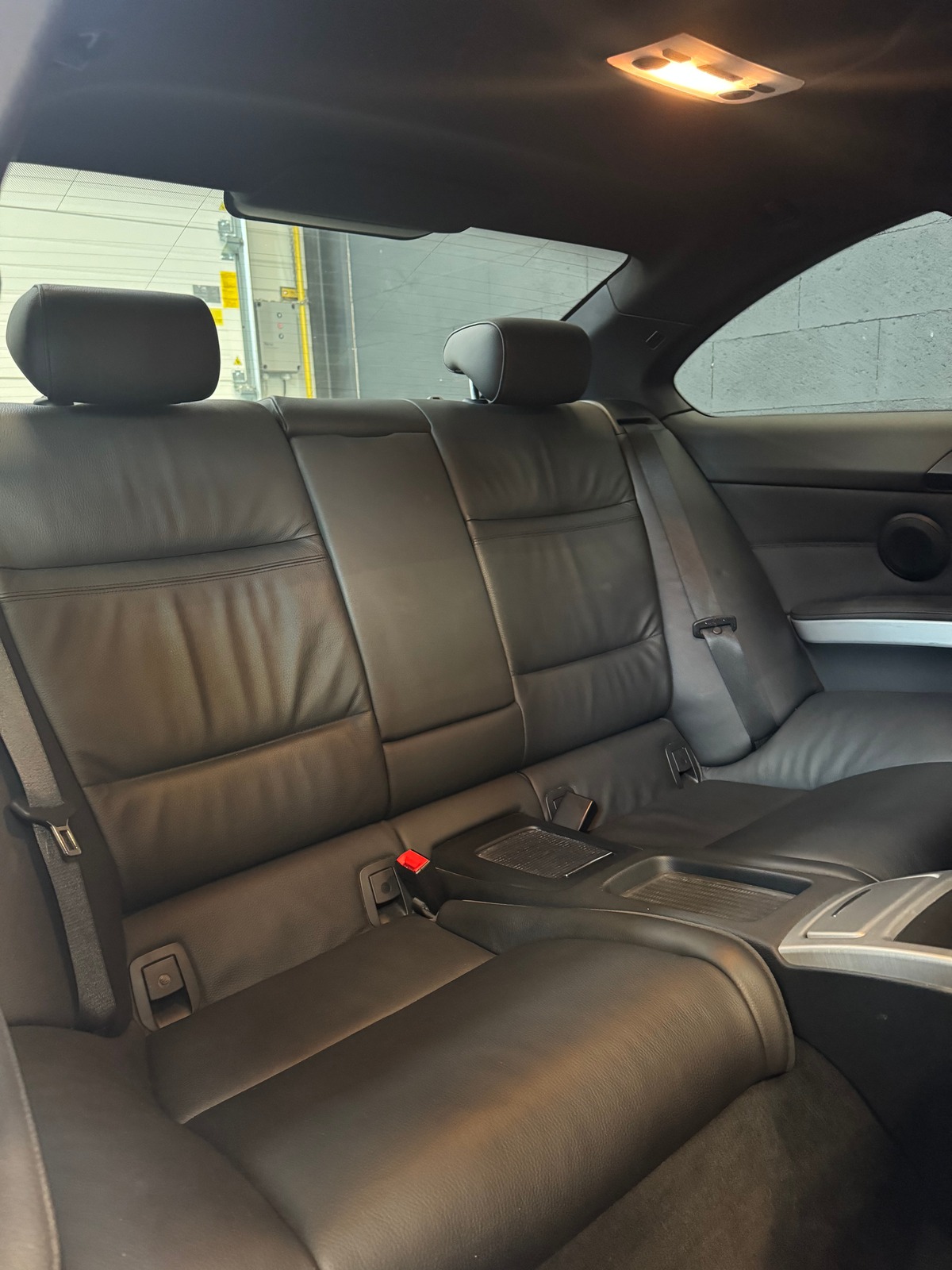 Bmw Série 3 E92 335 DA 286 SPORT DESIGN PACK M