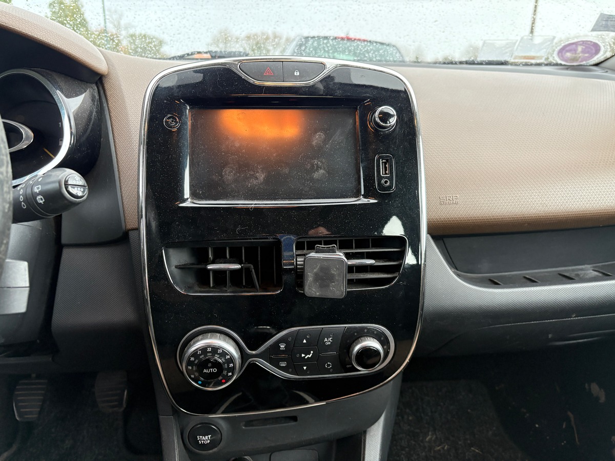 RENAULT Clio iv - 5cv - CHAINE DISTRIBUTION