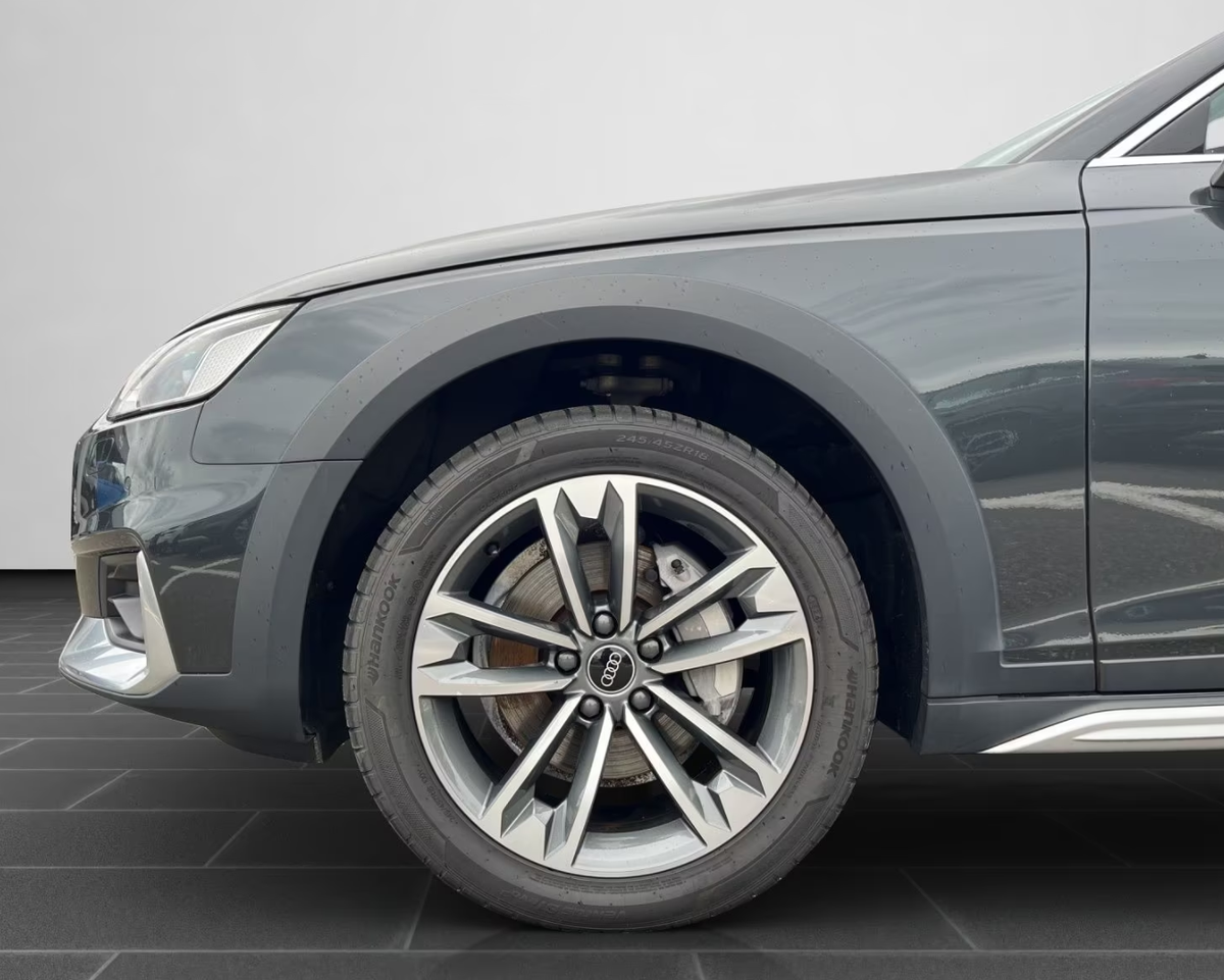 Audi A4 Allroad 40 TDI 204ch Avus quattro S tronic 7/Bang&Olufsen/Toit ouvrant/Attelage/Matrix