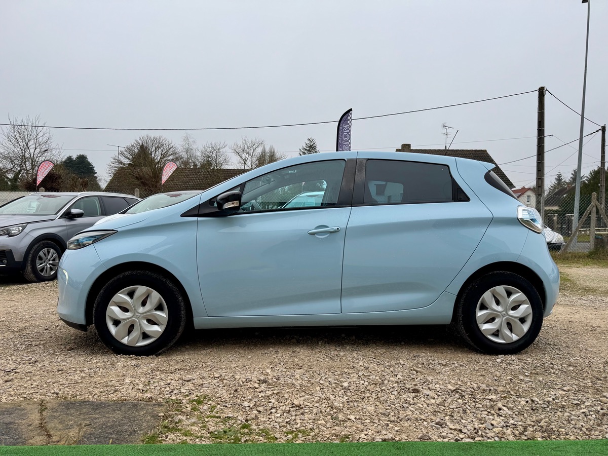RENAULT Zoe LIFE 90 CHX ACHAT INTÉGRALE BATTERIE INCLUSE /  AUTONOMIE 135 KMS 
