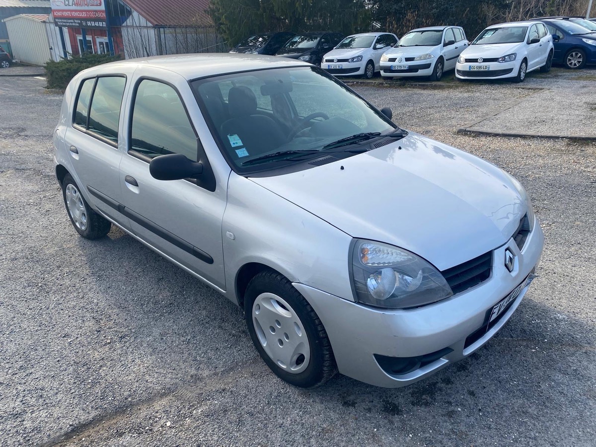 RENAULT Clio 1.5 dci 65cv campus de 12/2008 152175km