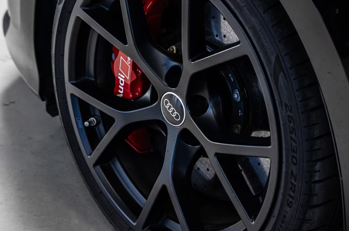 Audi RS3 Sportback IV 2.5 TFSI 400ch quattro S tronic 7 Bang&Olufsen Toit ouvrant Freins céramique