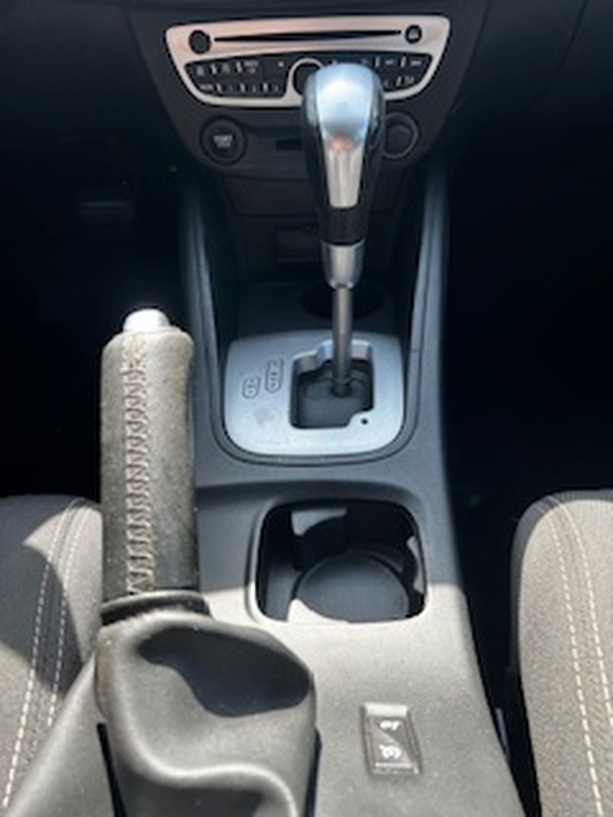 RENAULT Megane III COUPE 2.0 DCI DYNAMIQUE