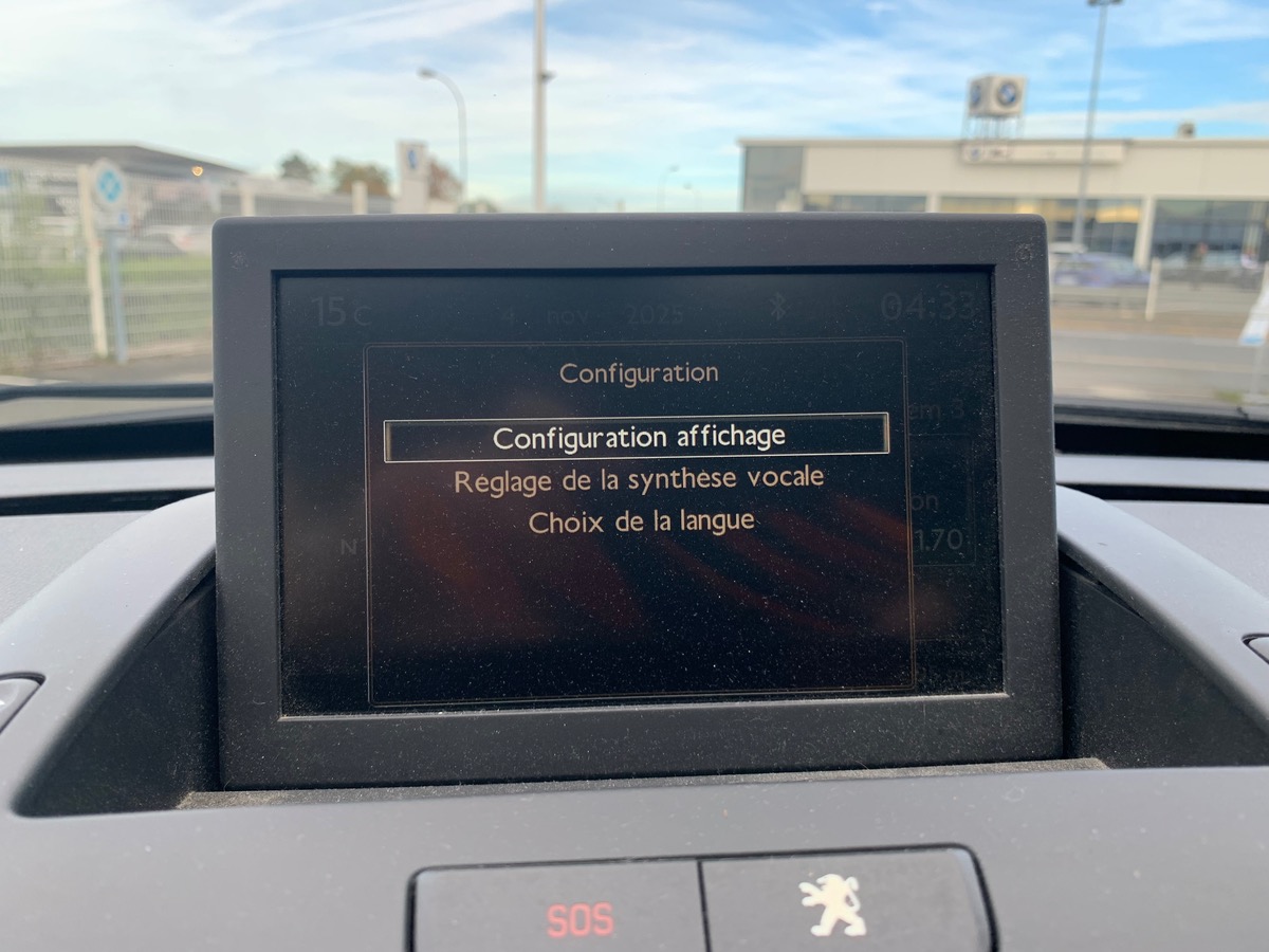 Peugeot 3008 115 ch | GPS | Bluetooth | Régulateur de vitesse | Sièges rang 2 rabattables à plat