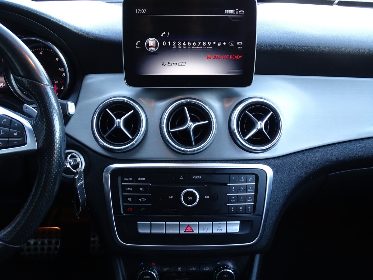 Mercedes-Benz CLA (2) 220D 177 Ch FASCINATION AMG 7G-DCT - Toit Panoramique / Sièges électriques