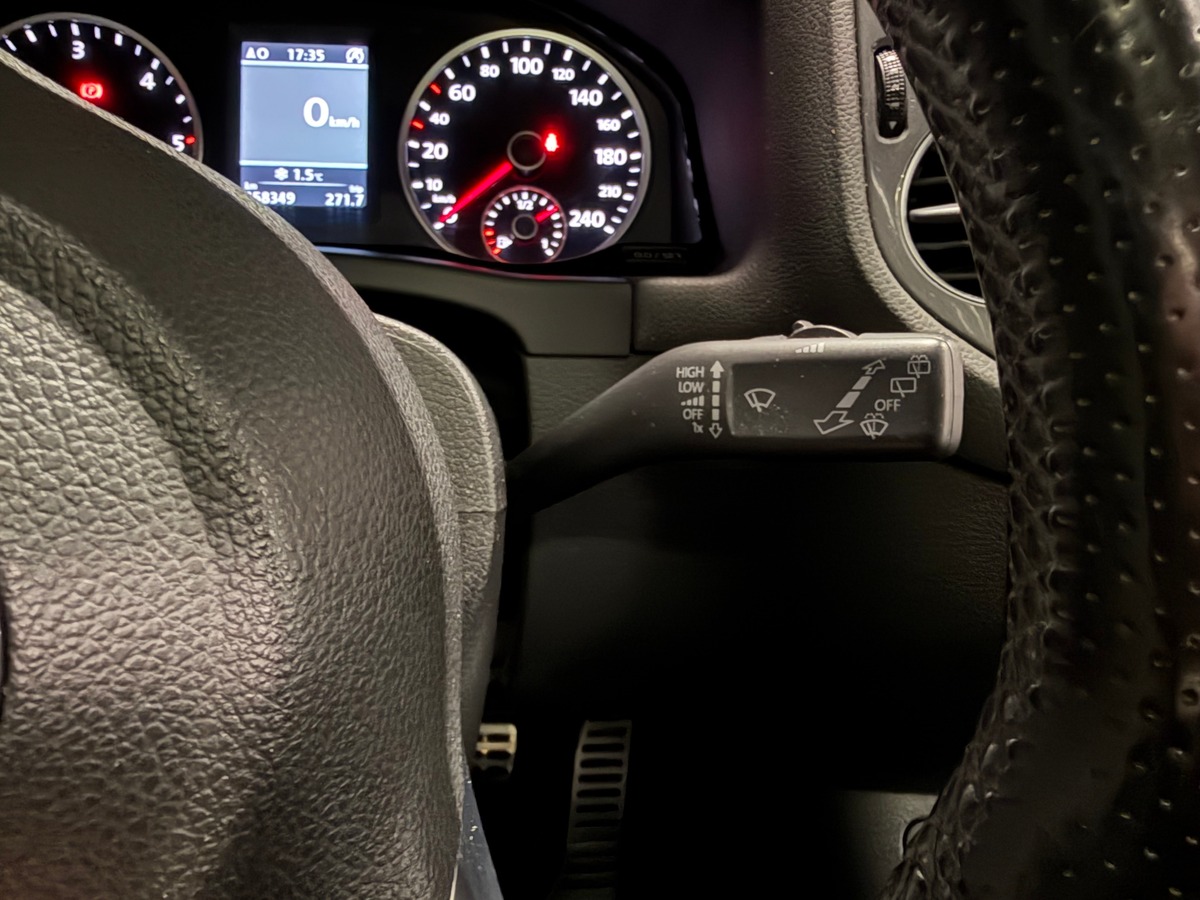 Volkswagen Tiguan 2.0 TDI R LINE TOIT PANORAMIQUE OUVRANT / CAMERA DE RECUL