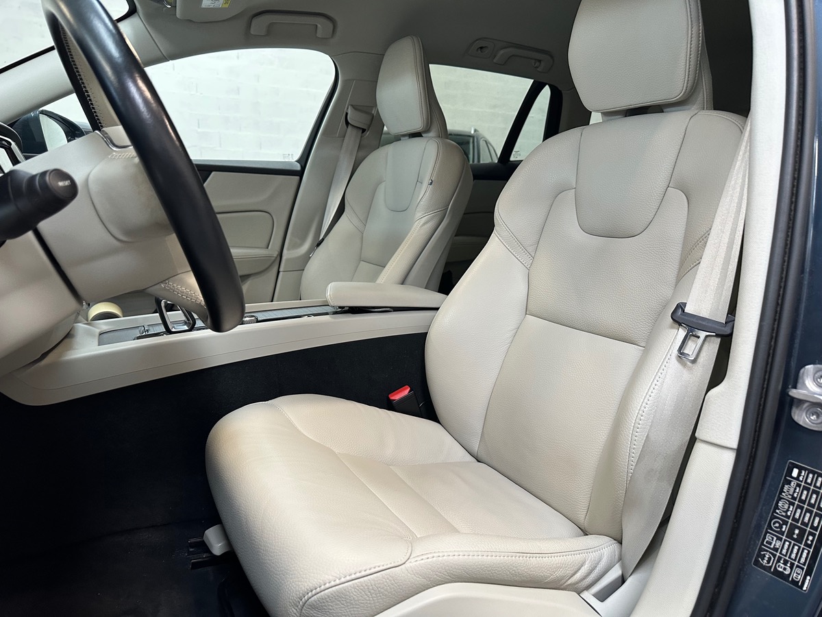 Volvo V60 II B4 197cv START GEARTRONIC 8 Entretient complet Volvo à jour
