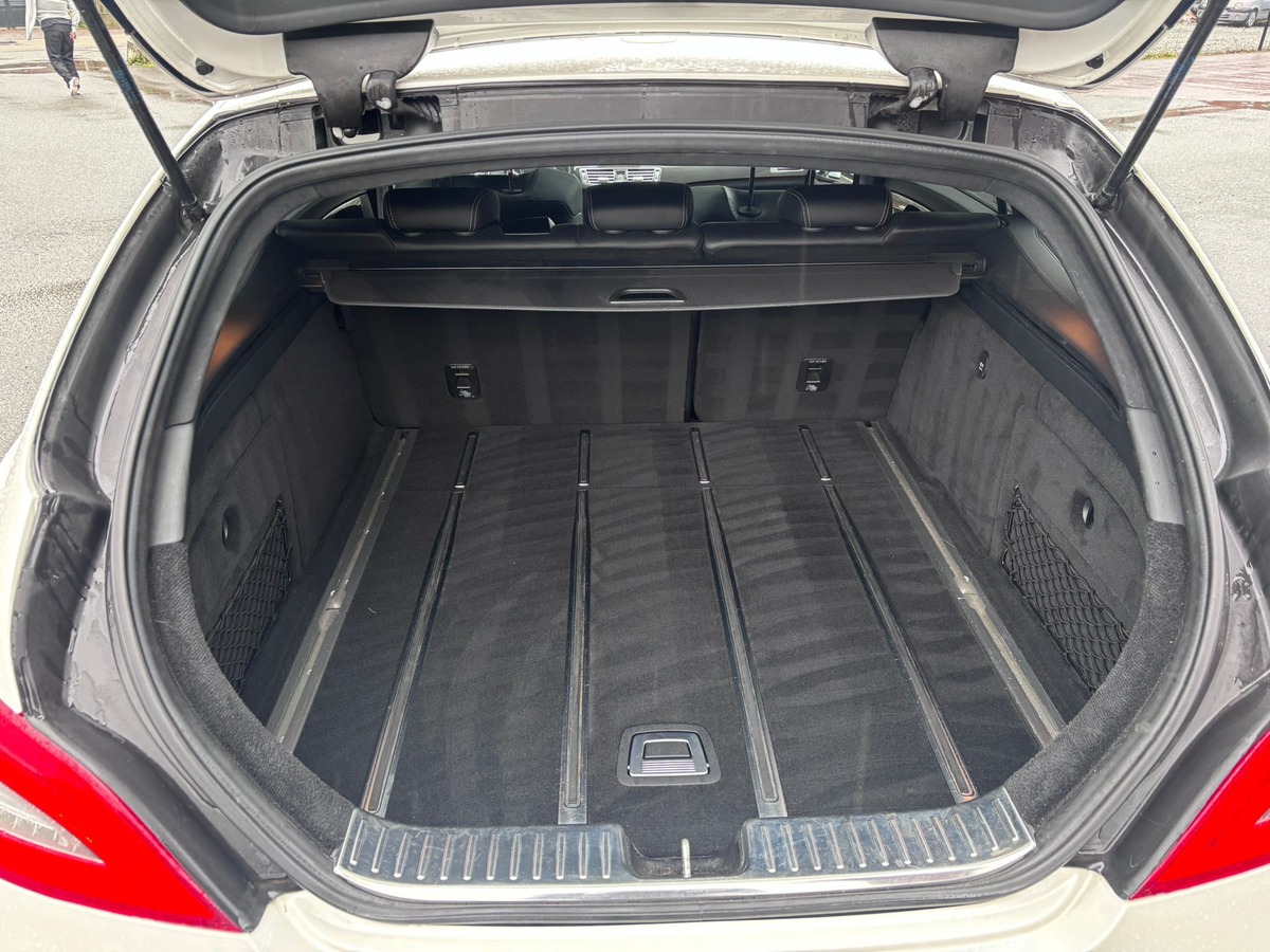 Mercedes-Benz CLS Shooting Brake 63 S AMG 585 - 4 MATIC - Garantie