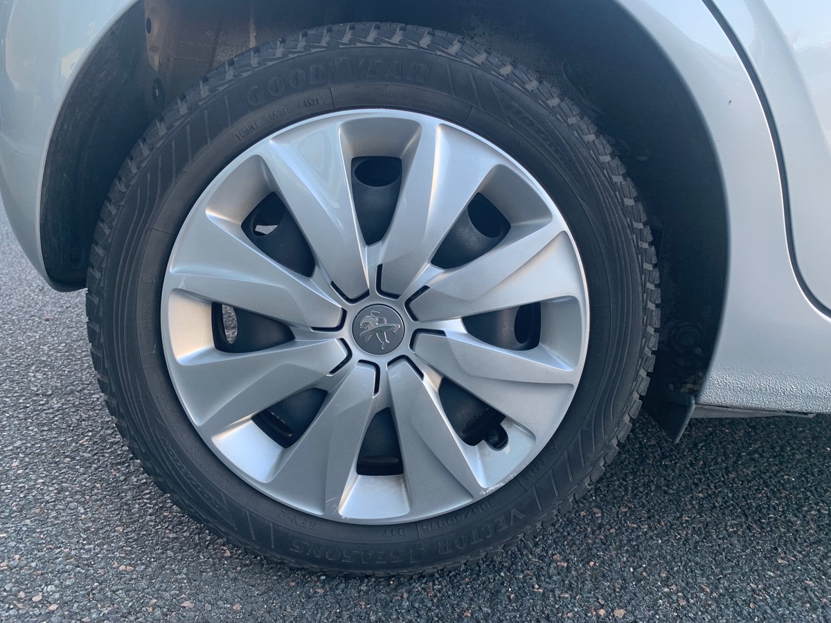 Peugeot 108 72 ch | Style | Régulateur de vitesse | Climatisation | Kit mains libres Bluetooth