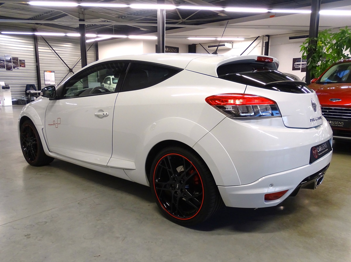 RENAULT Megane Coupé III (D95) 2.0T 265ch RS TROPHY