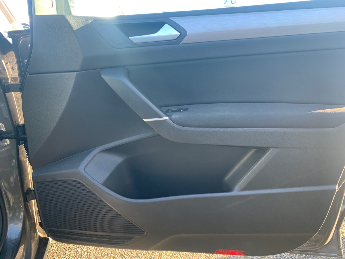 Volkswagen Touran 110 ch | 7 Places | Attelage | GPS | Radar de Stationnement Avant et Arriére