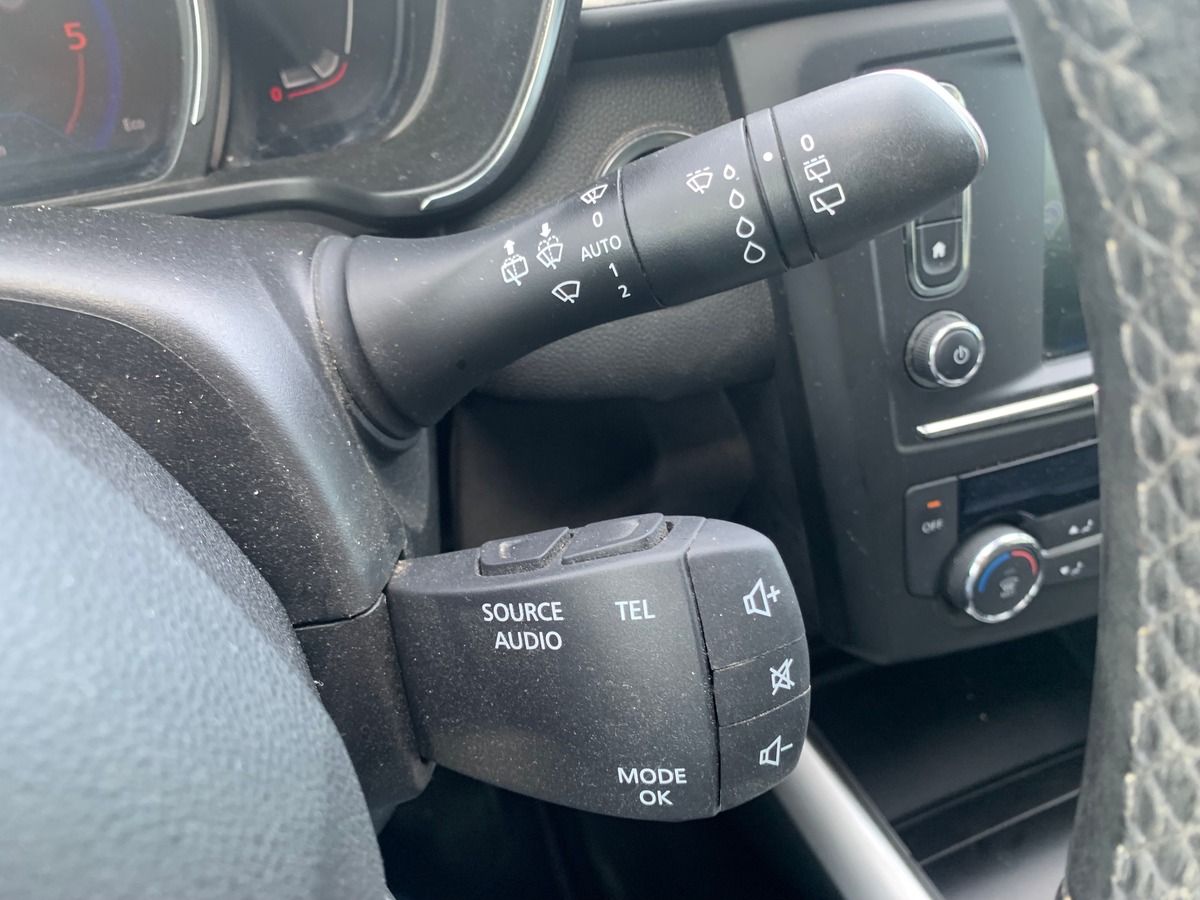 RENAULT Kadjar 130 | Intens | Caméra recul | Régulateur vitesse | Attelage amovible | Roue secours