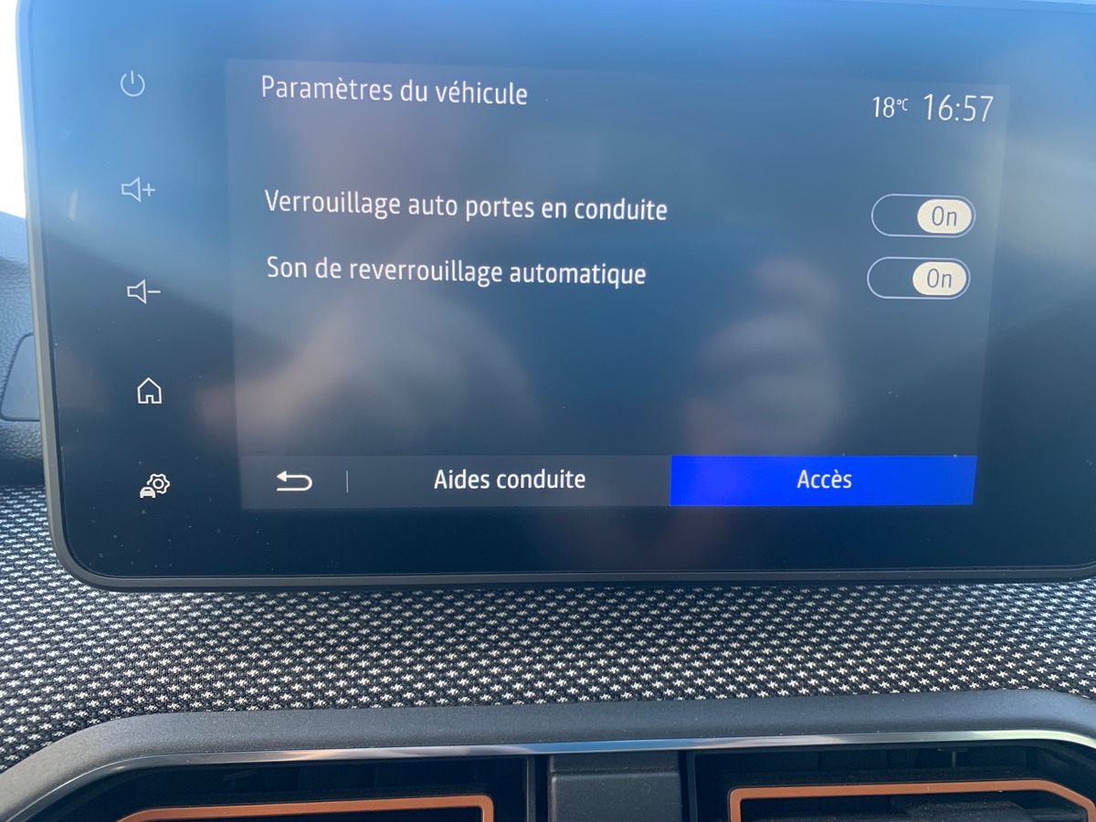 Dacia Sandero Stepway 90 ch | Confort | Régulateur vitesse | Intégration smartphone | Climatisation