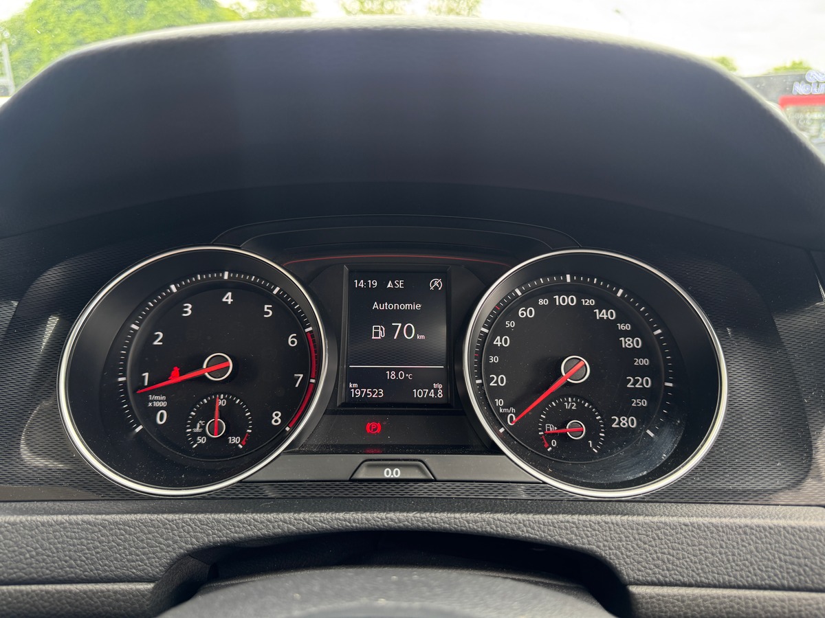 Volkswagen Golf 7 GTI 2.0 TFSI 230 cv BVM6 - Toit Ouvrant