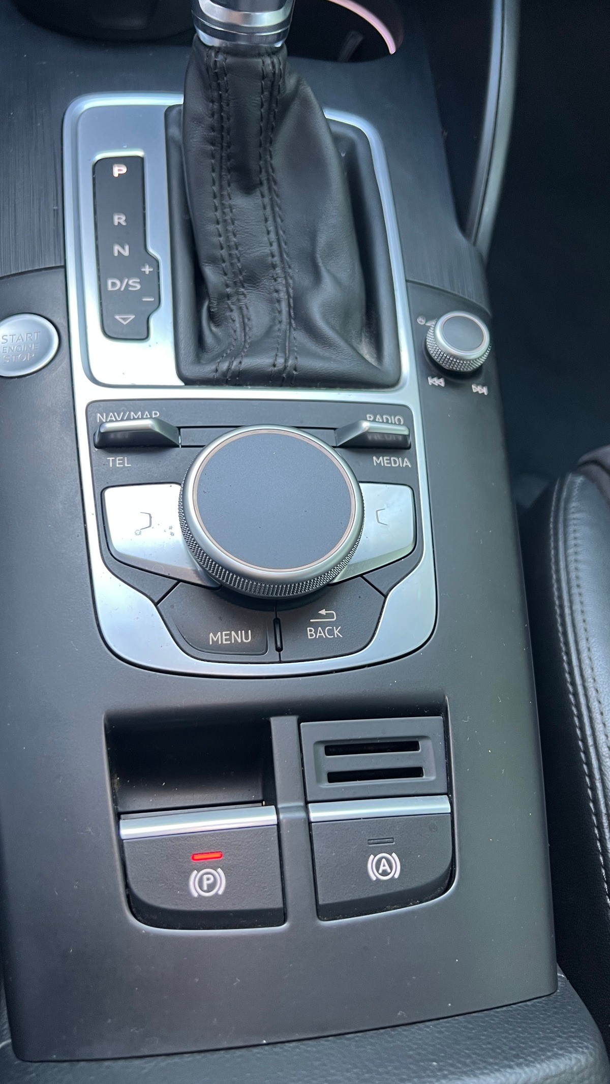 Audi A3 2.0 TFSI 190ch S-Line Quattro S tronic 7 - Gris Nano - Virtual Cockpit -  Système B&O -