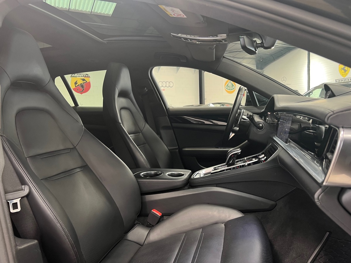 Porsche Panamera Spt Turismo SPORT TURISMO 4 E-HYBRID 462 TO/ECHAPP SPORT/CAMERA