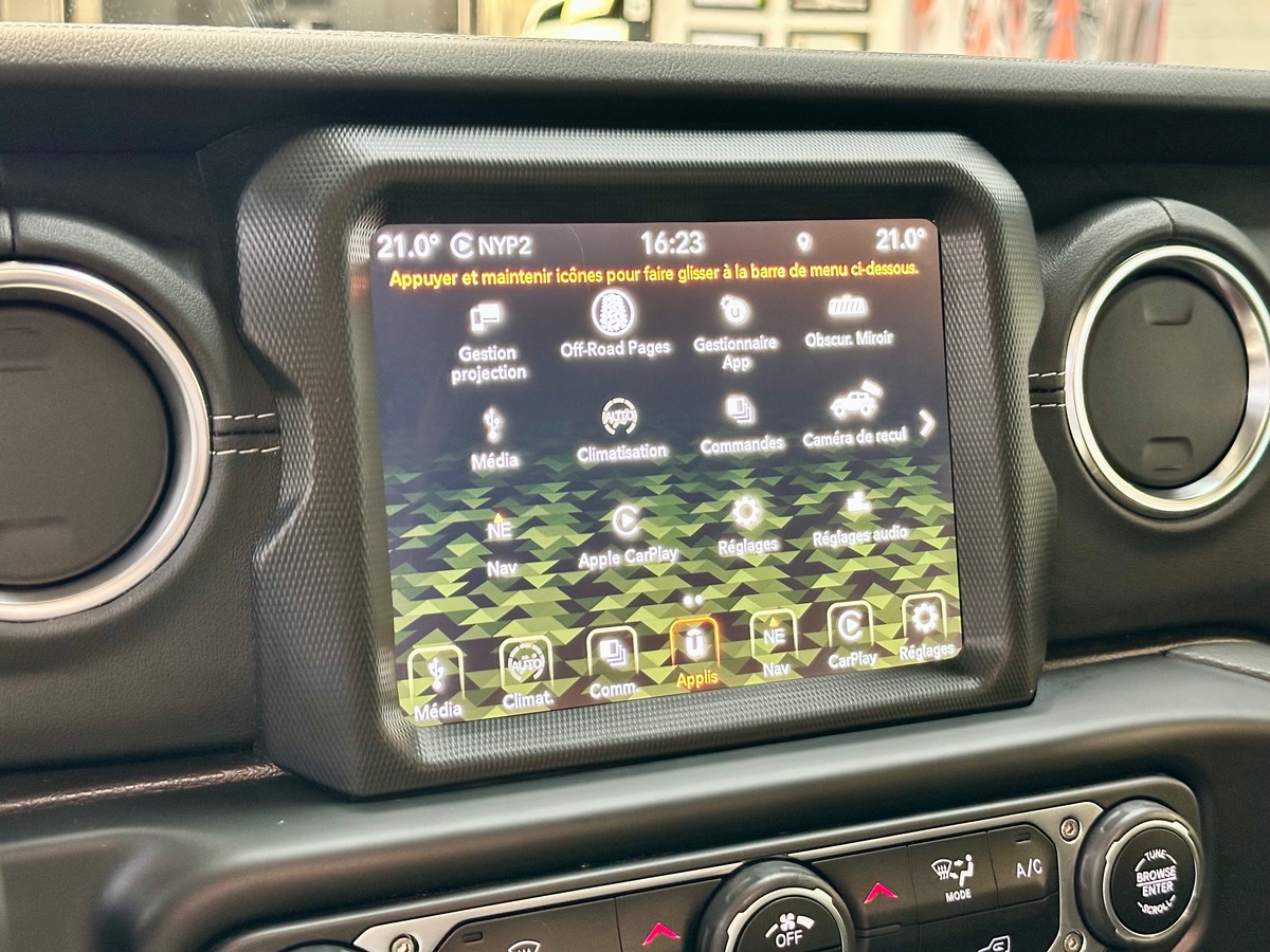 Jeep Wrangler IV 2.0 T 380 4XE Sahara 4WD