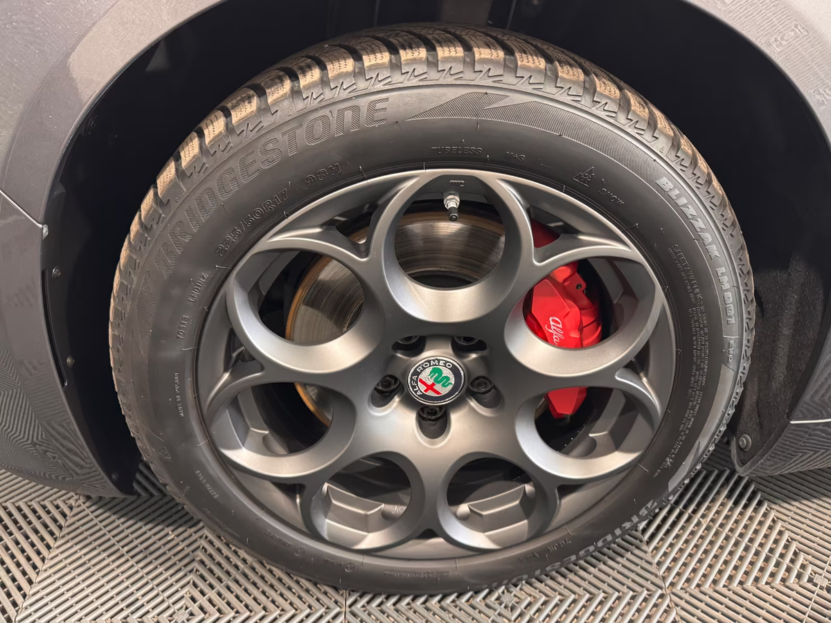 Alfa Romeo Giulia 2.0 TB 280ch Veloce Q4 AT8
