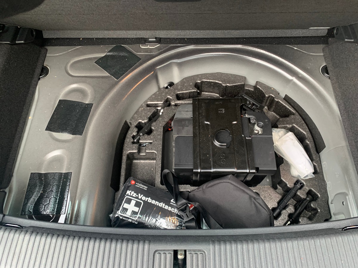 Audi A1 105 ch | Attraction | Climatisation | Radio cd | Jantes alu 16''| Volant cuir | Radar recul