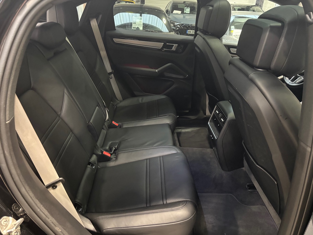 Porsche Cayenne Coupé III 3.0 V6 462 E-HYBRIDE 2022 PLATINUM EDITION TO/ ATTELAGE ÉLECTRIQUE FULL A