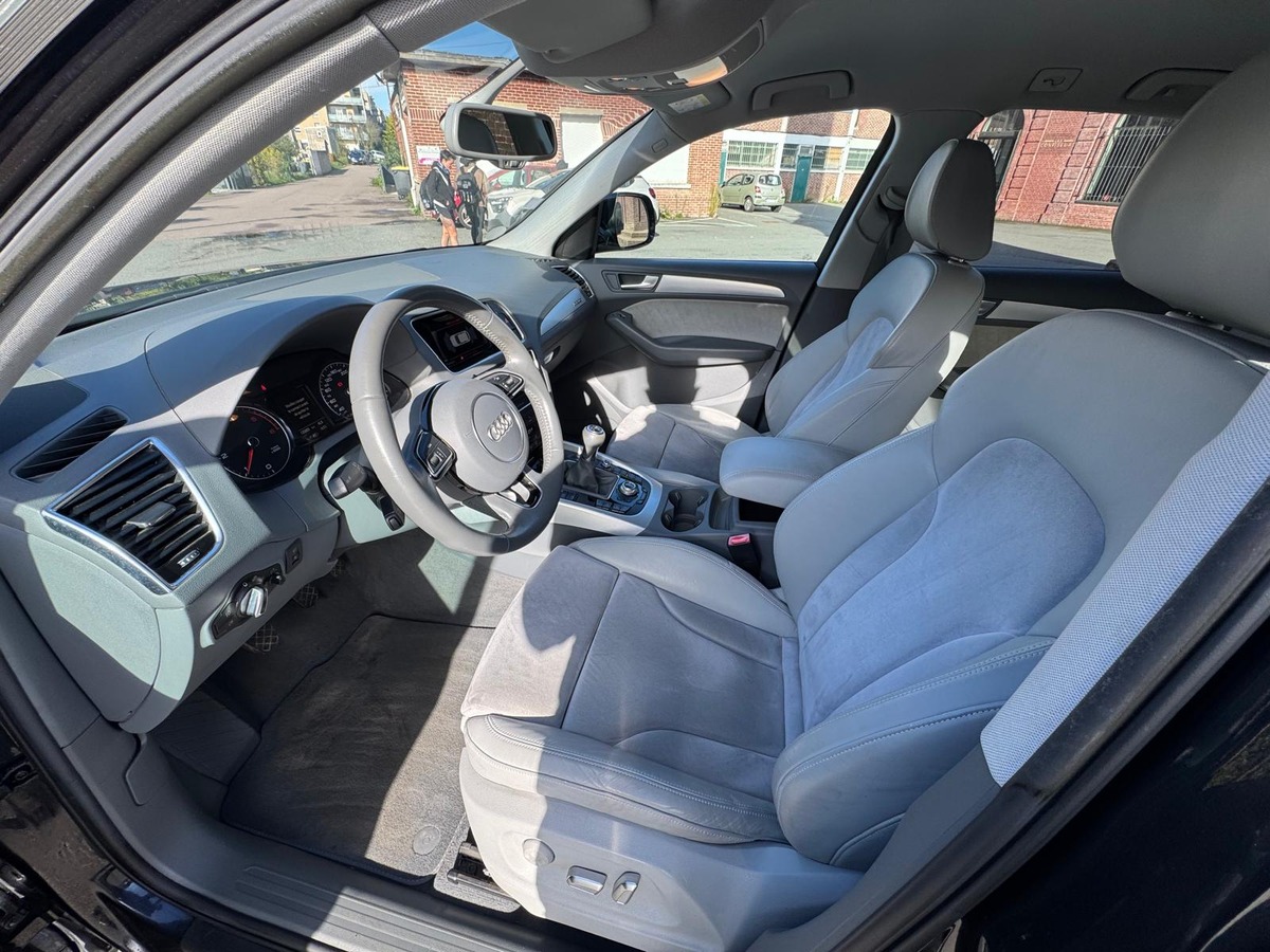 Audi Q5 2.0 TDI QUATTRO 190cv - Suivi complet - Attelage -Garantie