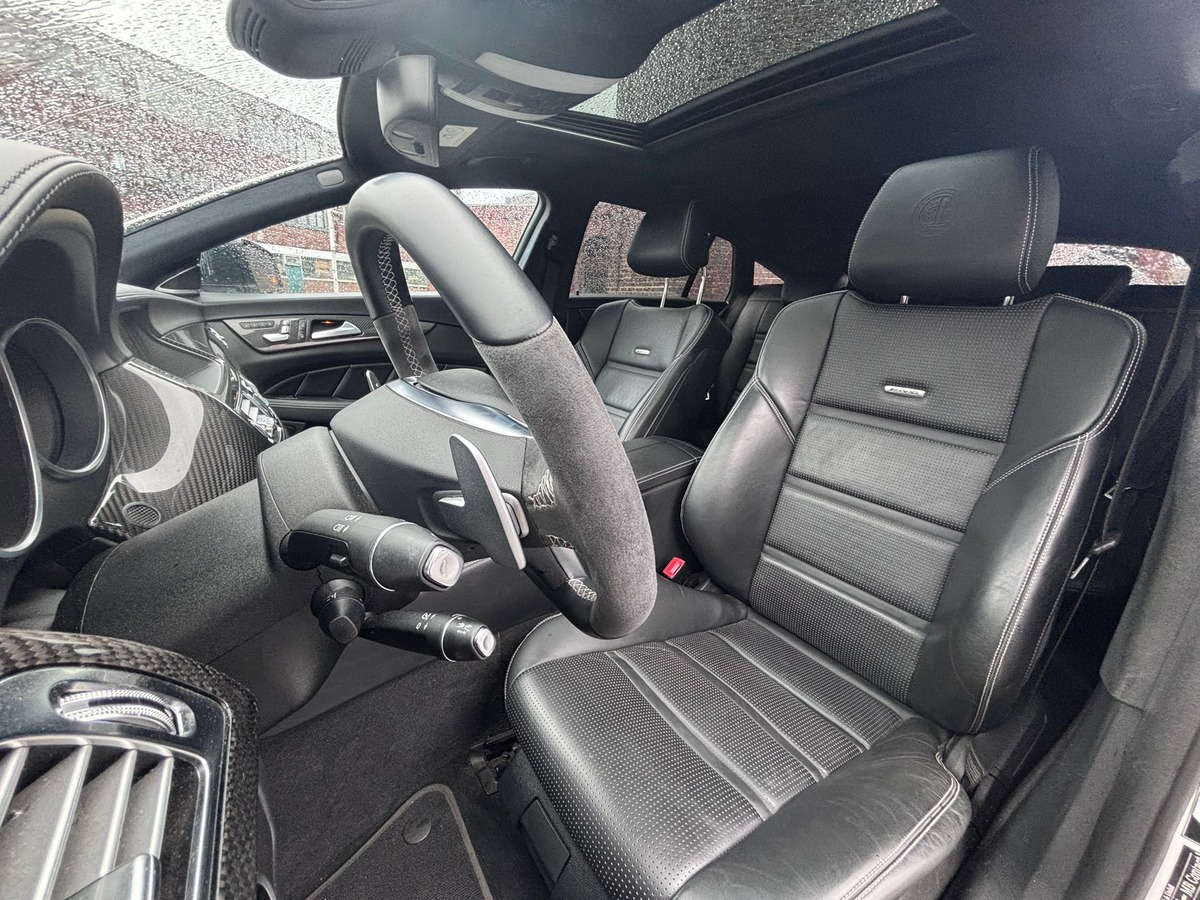 Mercedes-Benz CLS Shooting Brake 63 S AMG 585 - 4 MATIC - Garantie