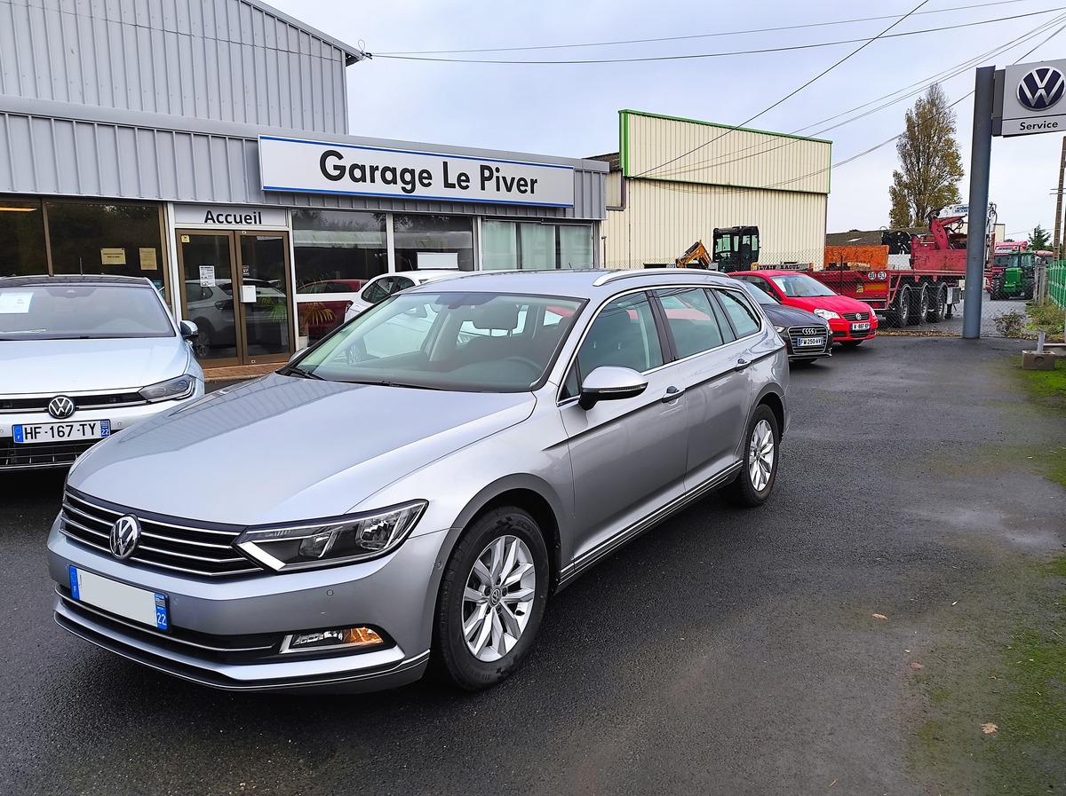 Volkswagen Passat SW 1.6 tdi 120 Confortline DSG7