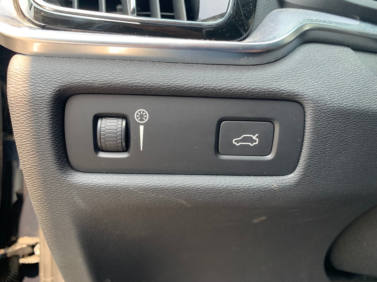 Volvo V60 150 ch | Business Excecutive | Caméra recul | Apple car Play | Cuir | Régulateur vitesse