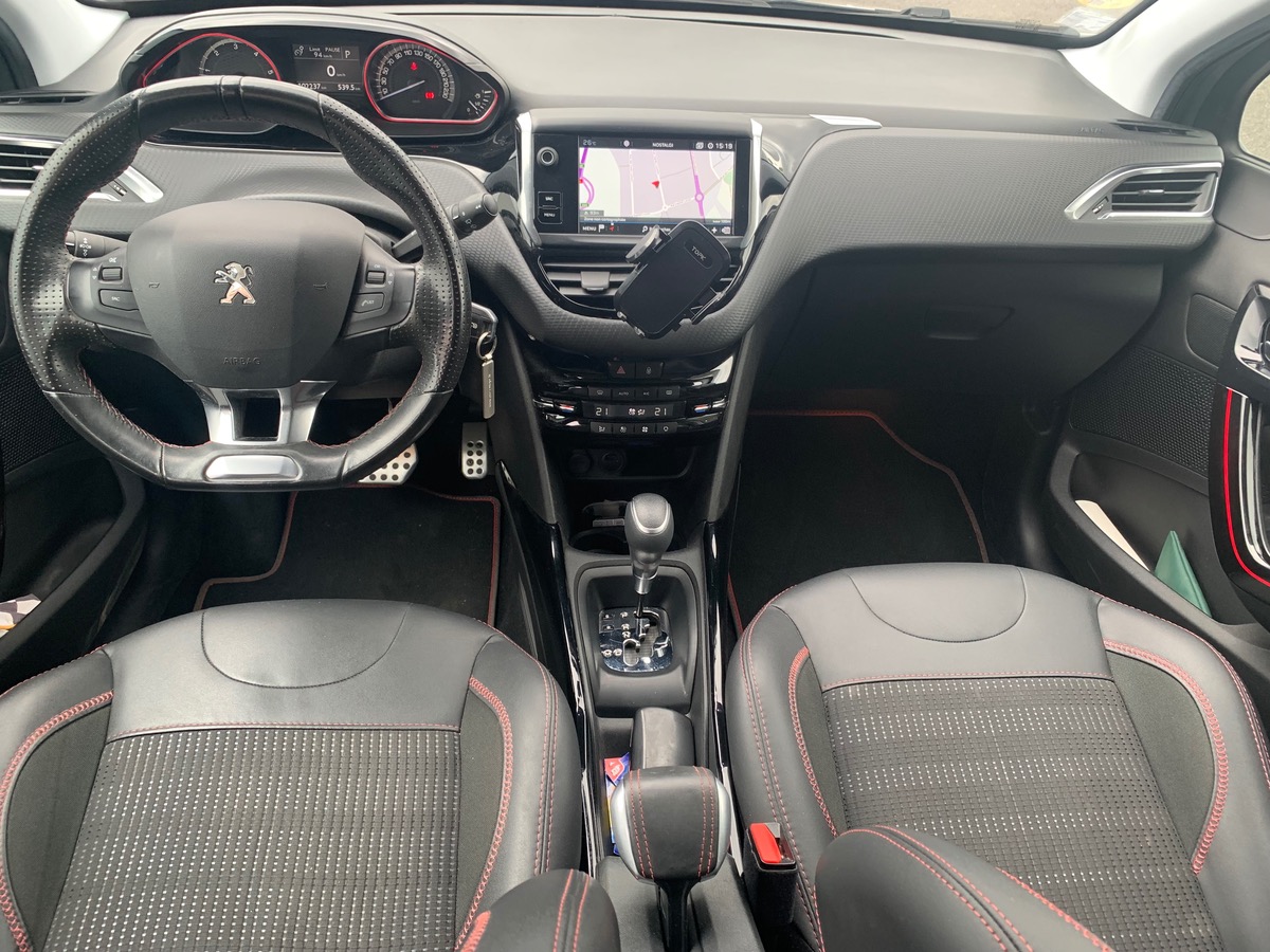 Peugeot 2008 GT LINE | 120 CHEVAUX | Caméra recul | Boite Automatique |  Garantie 20/12/2025