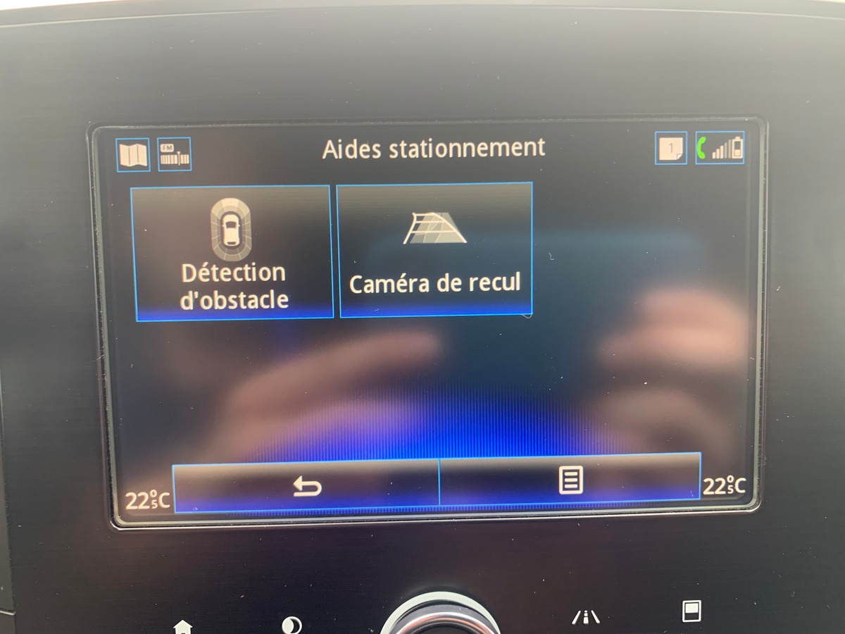 RENAULT Megane IV 100 chevaux | Limited | Caméra de recul | Régulateur de vitesse | GPS | Bluetooth