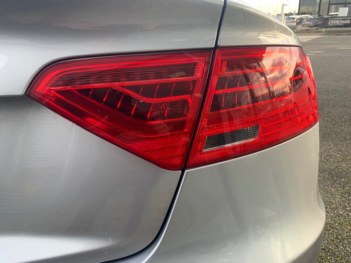 Audi A5 204 ch | S-LINE | Caméra de Recul | Intérieur Cuir | Toit Vitré | Régulateur de Vitesse