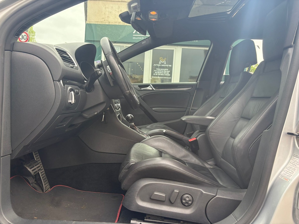 Volkswagen Golf GTI 6 phase 1 - 210 cv - DSG 7