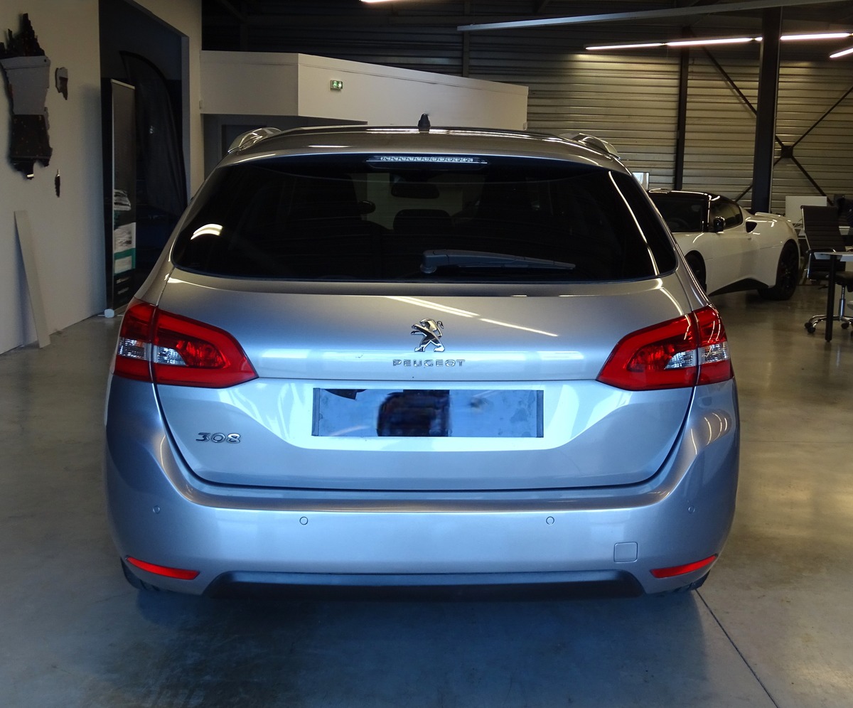Peugeot 308 SW GENERATION-II SW 130 Ch ALLURE EAT BVA ( DISTRIBUTION OK / CARPLAY )