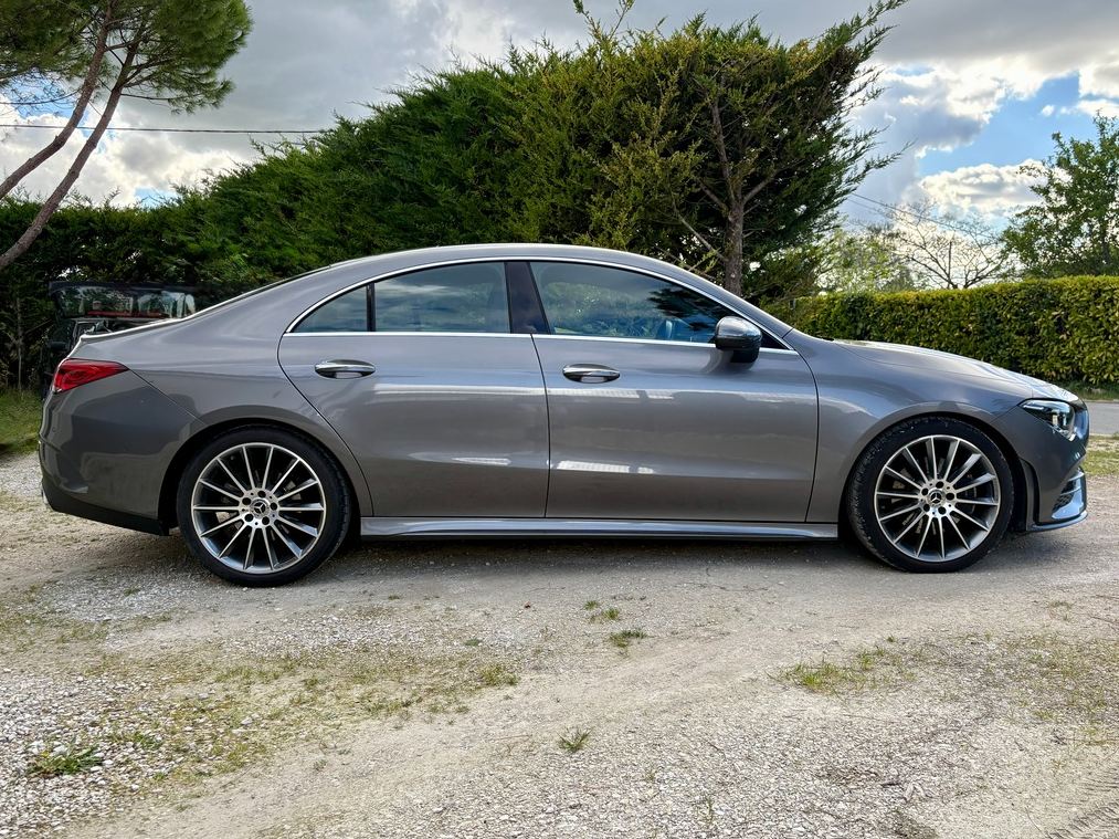Mercedes Benz CLA 200 d AMG LINE