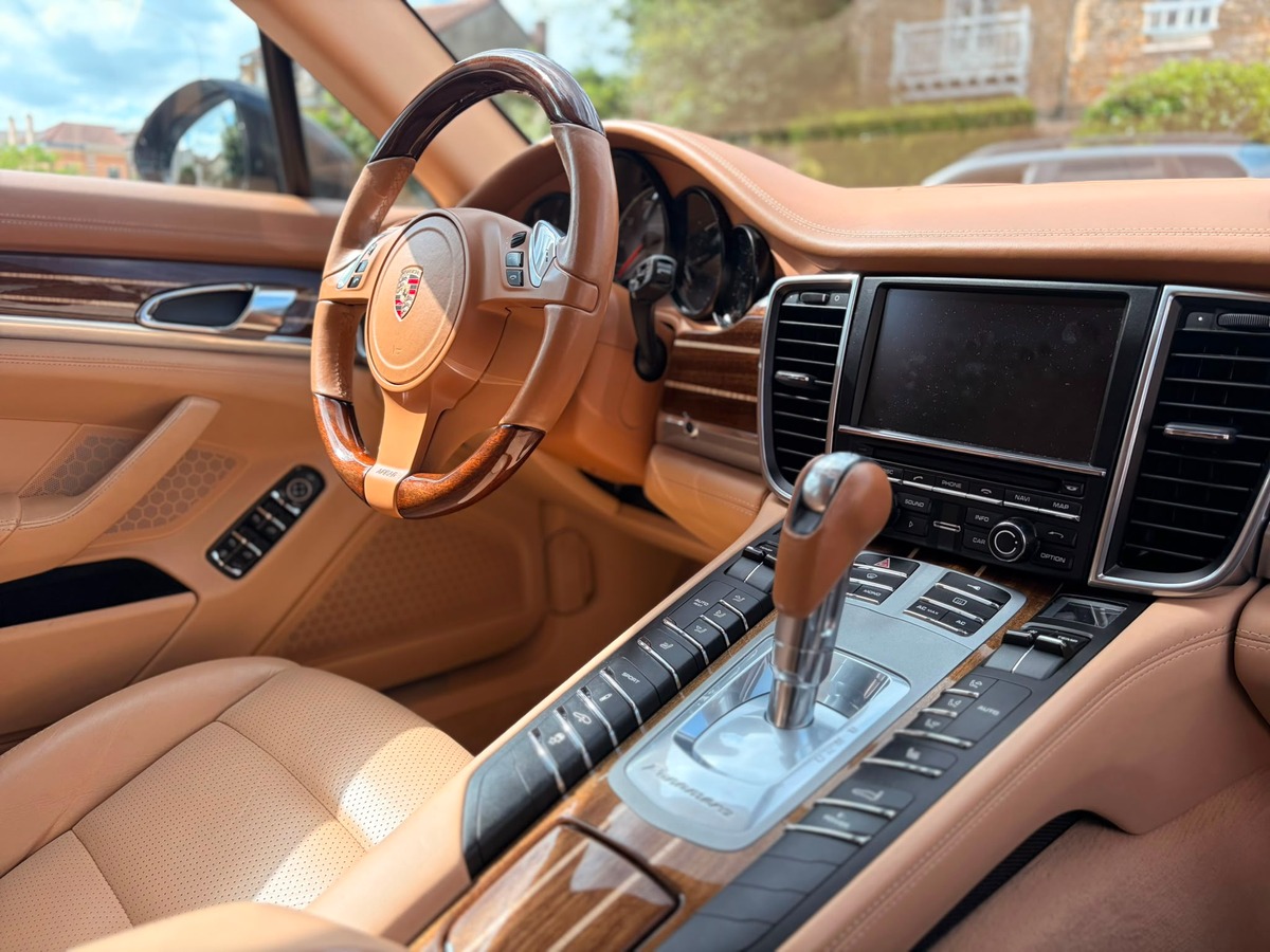 Porsche Panamera S Hybride - Tiptronic - V6 3.0L - 380cv