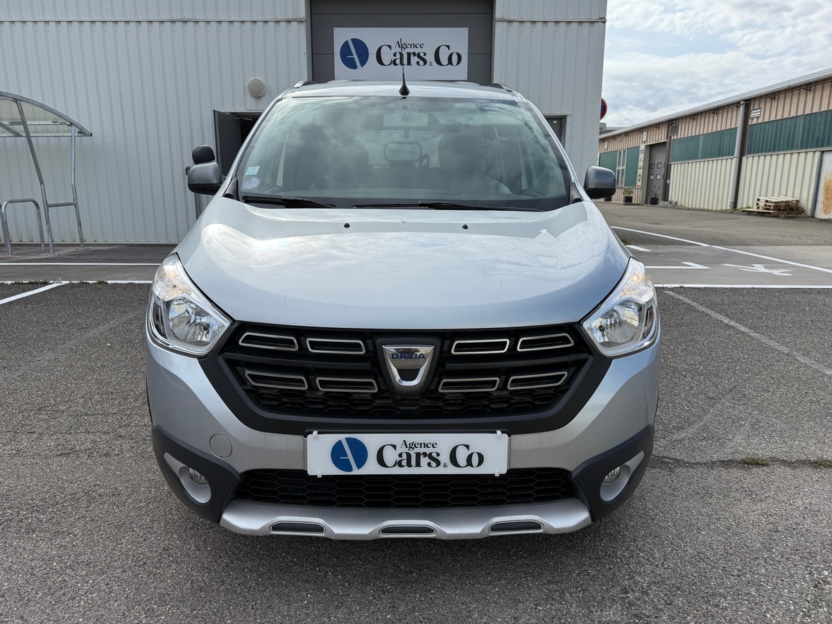 Dacia Lodgy 1.3 TCe FAP 130 cv Stepway, 5 places, Suivi Complet