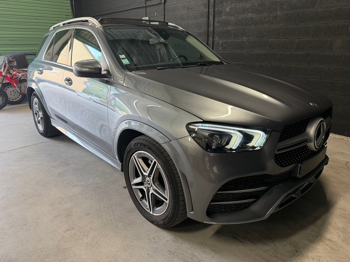 Mercedes Benz GLE 300 d 4matic AMG Line / Toit Panoramique Ouvrant / Led d Ambiance / Caméra recul