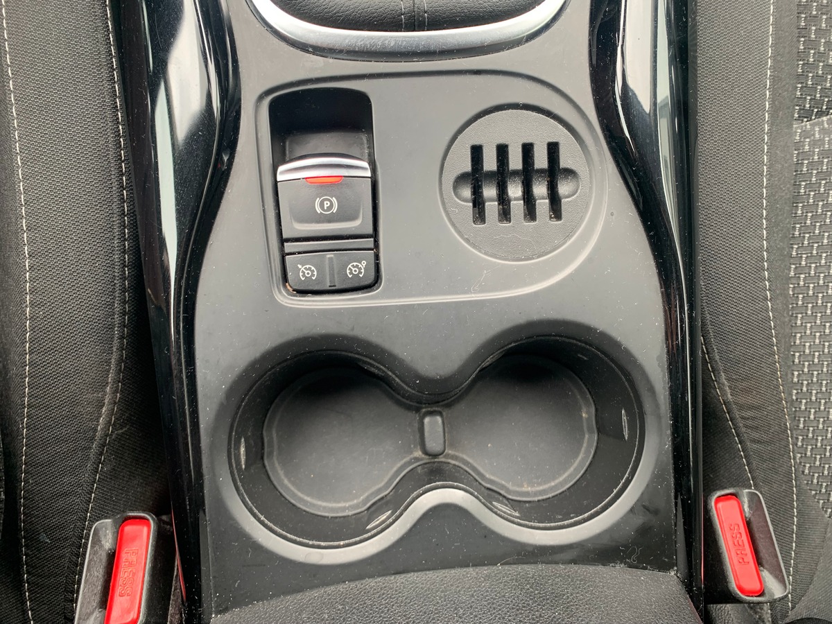 RENAULT Kadjar 130 chevaux | Zen | Caméra recul | Radars | Régulateur de vitesse | GPS | Bluetooth