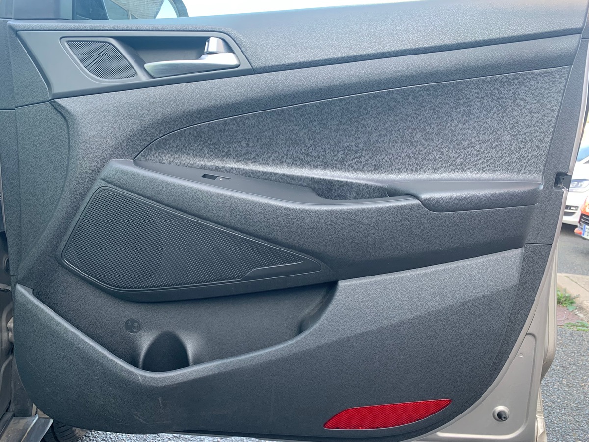 Hyundai Tucson 115 | Intuitive | 1.7 CRDI | 2WD | Régulateur vitesse | GPS | Attelage | Caméra recul