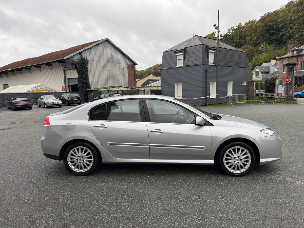 RENAULT Laguna III 2.0 turbo boite automatique Privilège - Garantie
