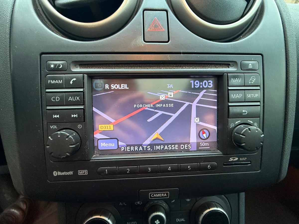 Nissan Qashqai 1.5 DCI 110 CV Connect édition garantie 6 mois
